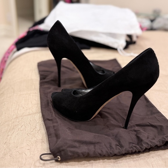 Gucci Black Suede Peep-Toe Women's Shoes - Picture 3 of 6